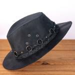 Chapéu Rock em Couro Legítimo Preto com Bandinha Trançada e Argolas