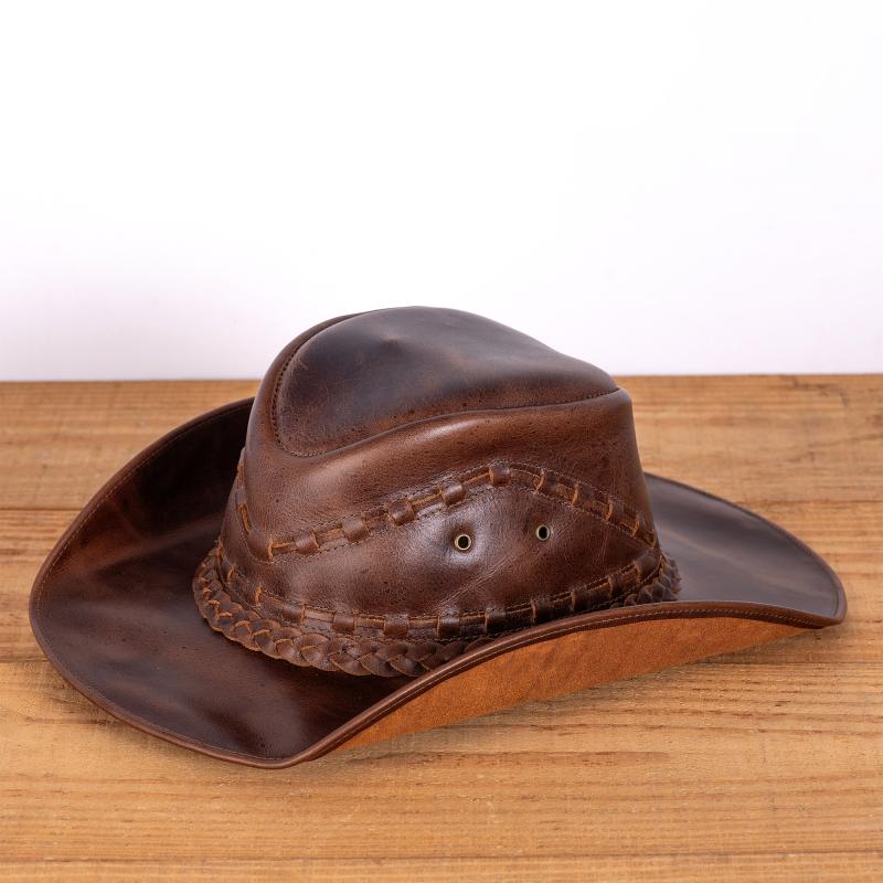 Chapéu Country em Couro Legítimo com Bandinha Trançada